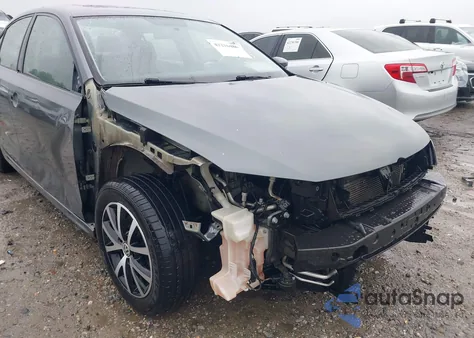 2017 Volkswagen Jetta 1.4T Se from USA, damaged, VIN 3VWDB7AJ6HM215805